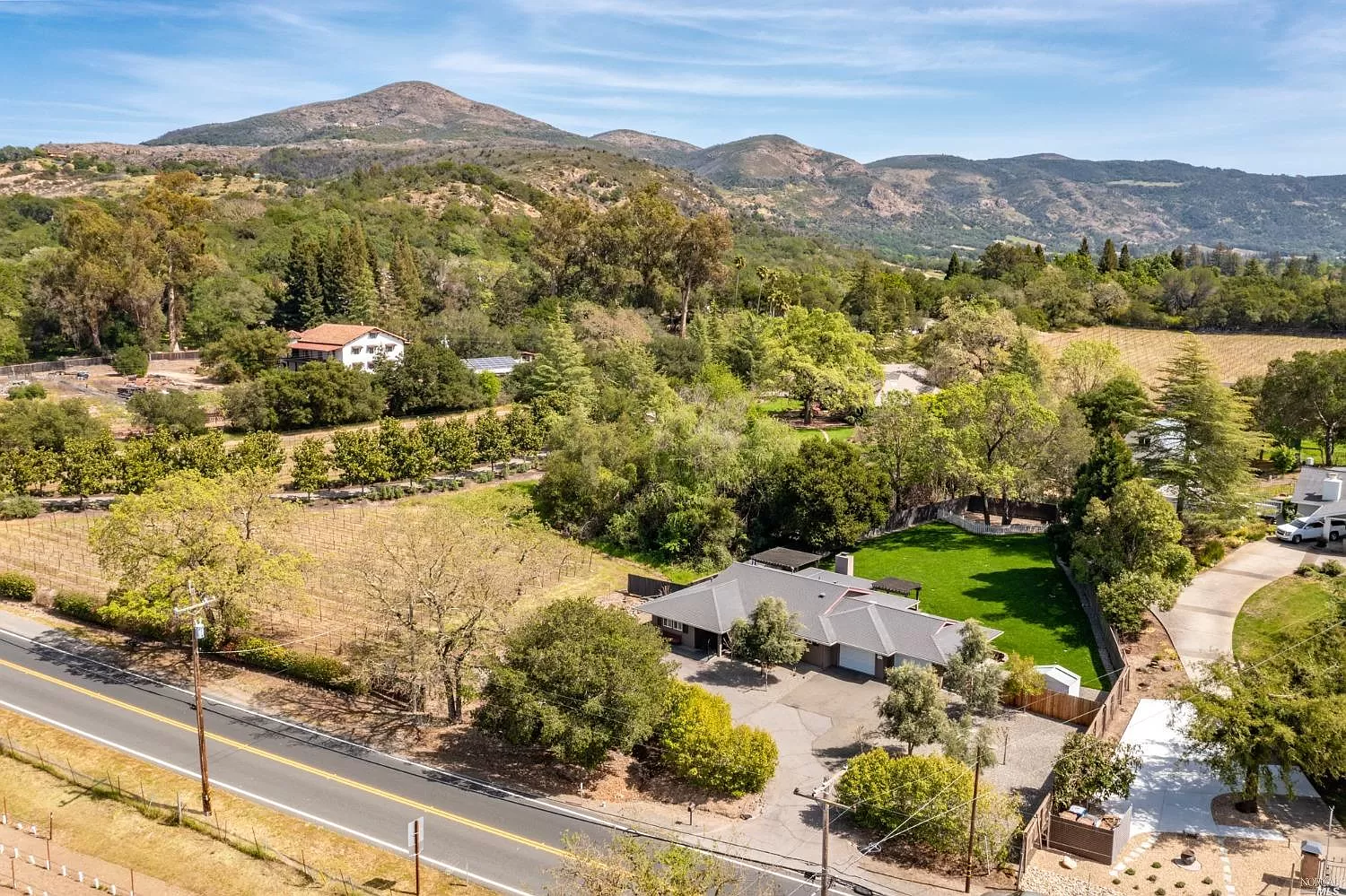 2085 Monticello Rd, Napa, CA