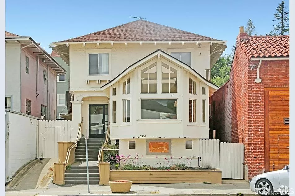 3909 Grand Ave, Oakland, CA